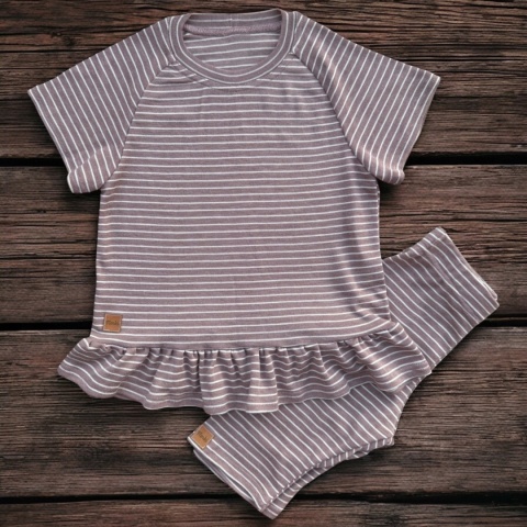 Komplet merino 110/116 ( nowa wełna )